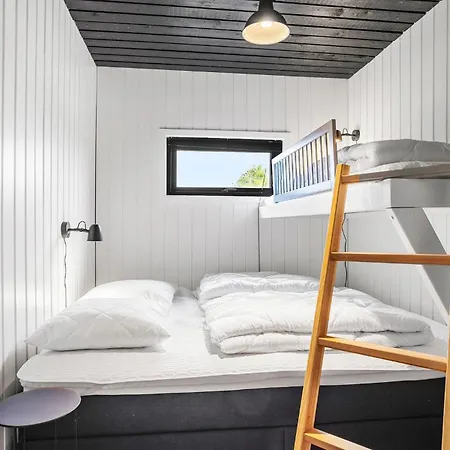 Amazing In With Jacuzzi - G11301 *