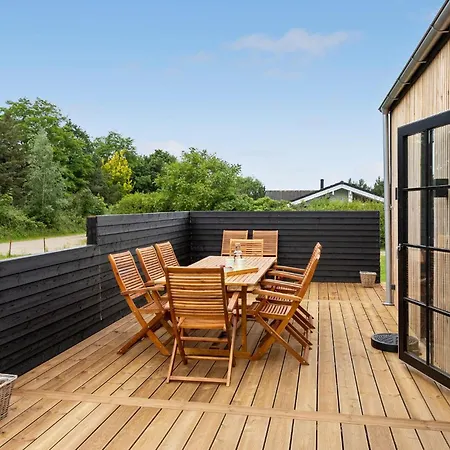 Amazing In With Jacuzzi - G11301